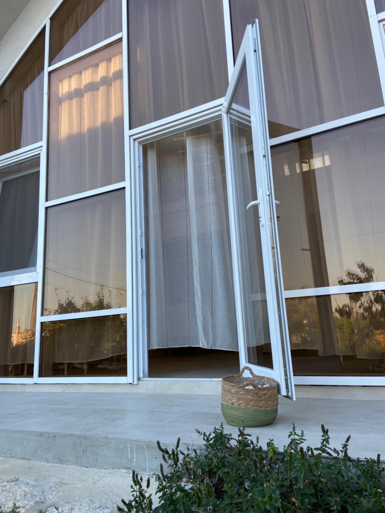 Улица Лазурна Hotel Tyulenovo Phòng bức ảnh
